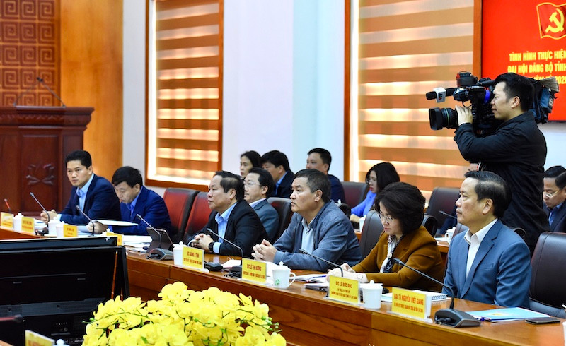 Các đồng chí lãnh đạo tỉnh Lai Châu tham dự buổi làm việc.