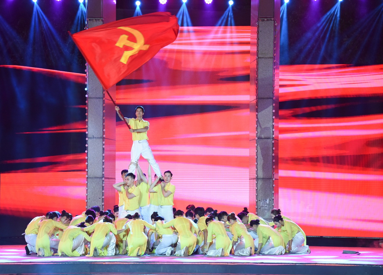 Tiết mục trong chương trình Tiết mục trong chương trình