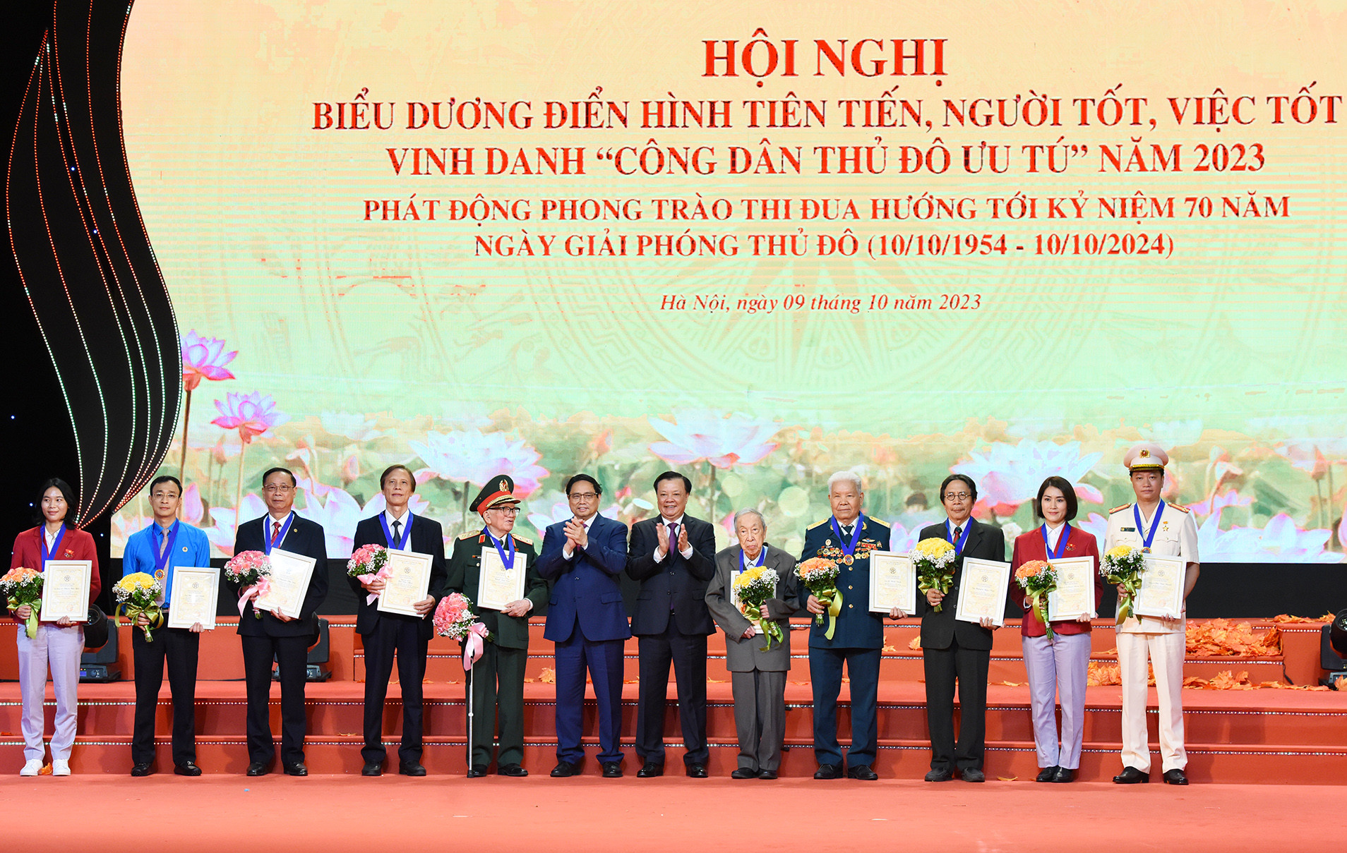[Ảnh] Thủ tướng Phạm Minh Chính dự hội nghị vinh danh “Công dân Thủ đô ưu tú” năm 2023 