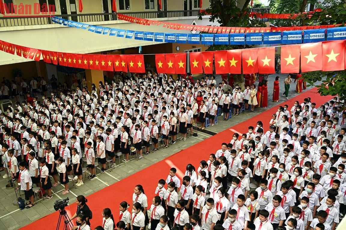 Năm học 2022-2023, Trường Trung học cơ sở Ngô Sĩ Liên chào đón hơn 600 học sinh lớp 6 đến với nhà trường.