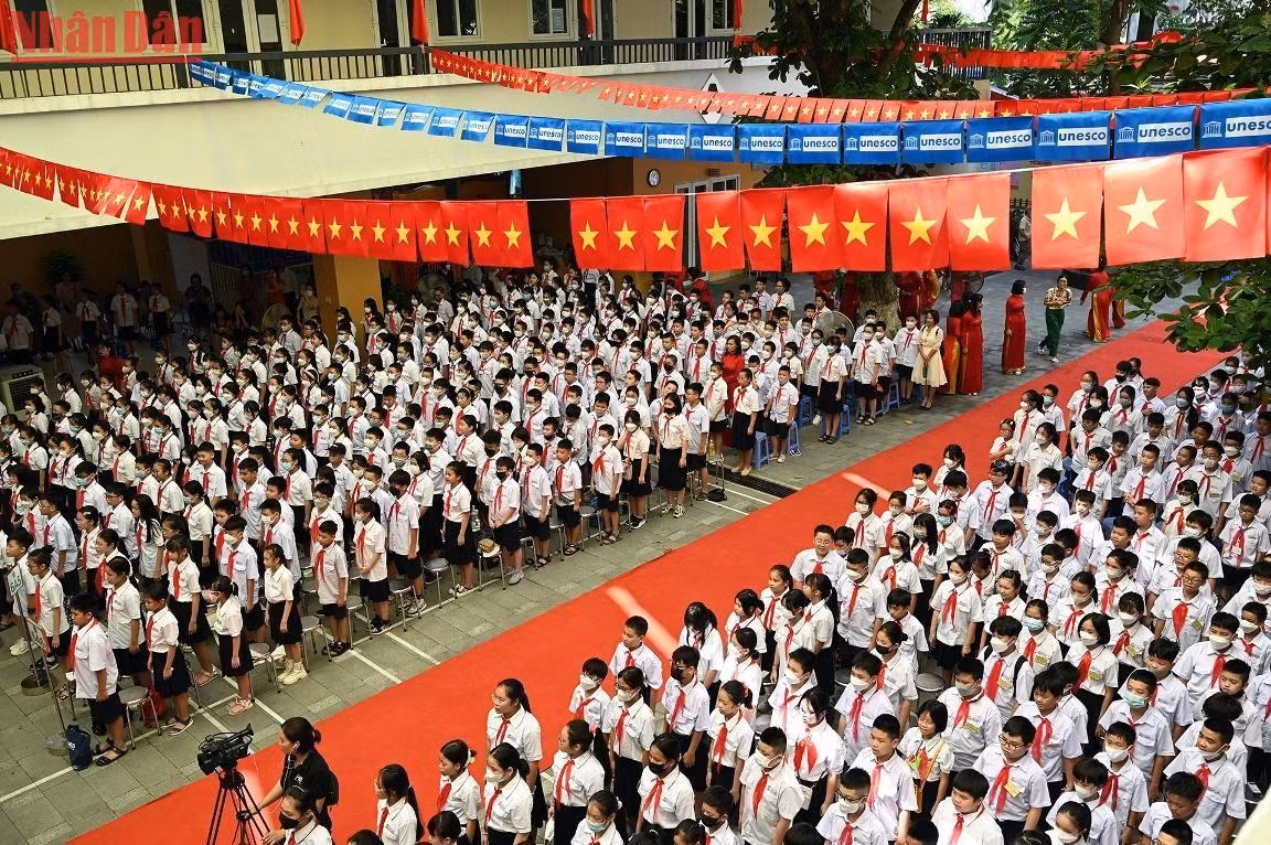 Năm học 2022-2023, Trường Trung học cơ sở Ngô Sĩ Liên chào đón hơn 600 học sinh lớp 6 đến với nhà trường.