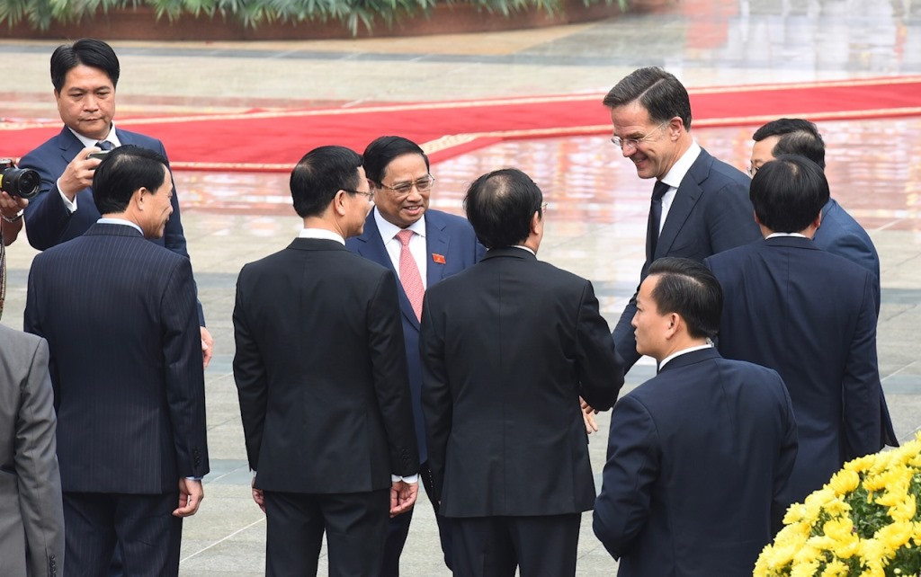 [Ảnh] Thủ tướng Phạm Minh Chính chủ trì Lễ đón Thủ tướng Hà Lan Mark Rutte ảnh 6