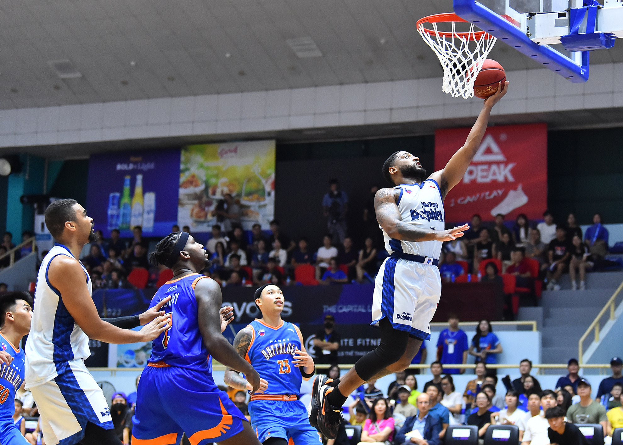 [Ảnh] VBA 2023: Nha Trang Dolphins “dập tắt” hy vọng của bóng rổ Thủ đô ảnh 1