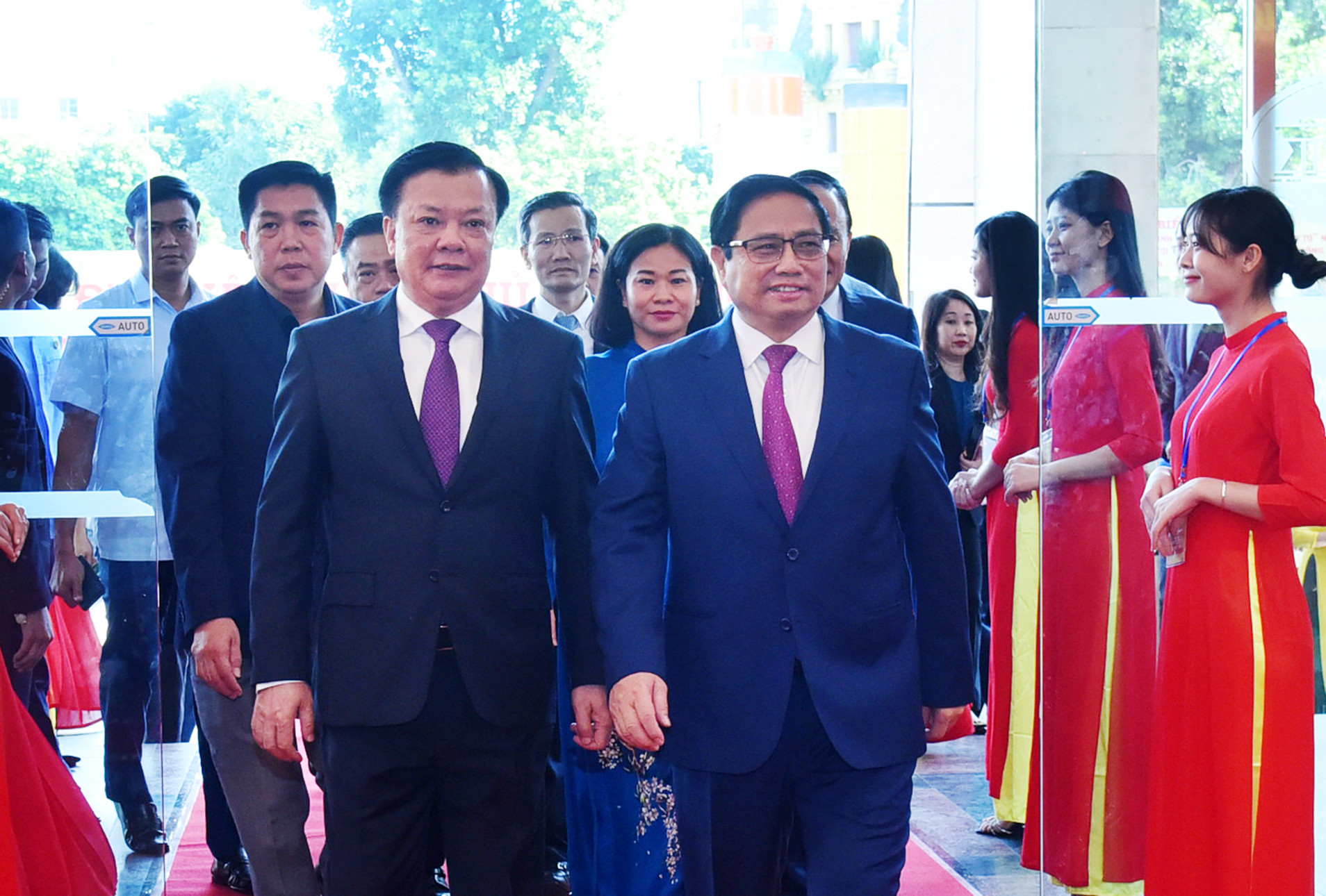 Thủ tướng Phạm Minh Chính, Chủ tịch Hội đồng Thi đua-Khen thưởng Trung ương đến dự.