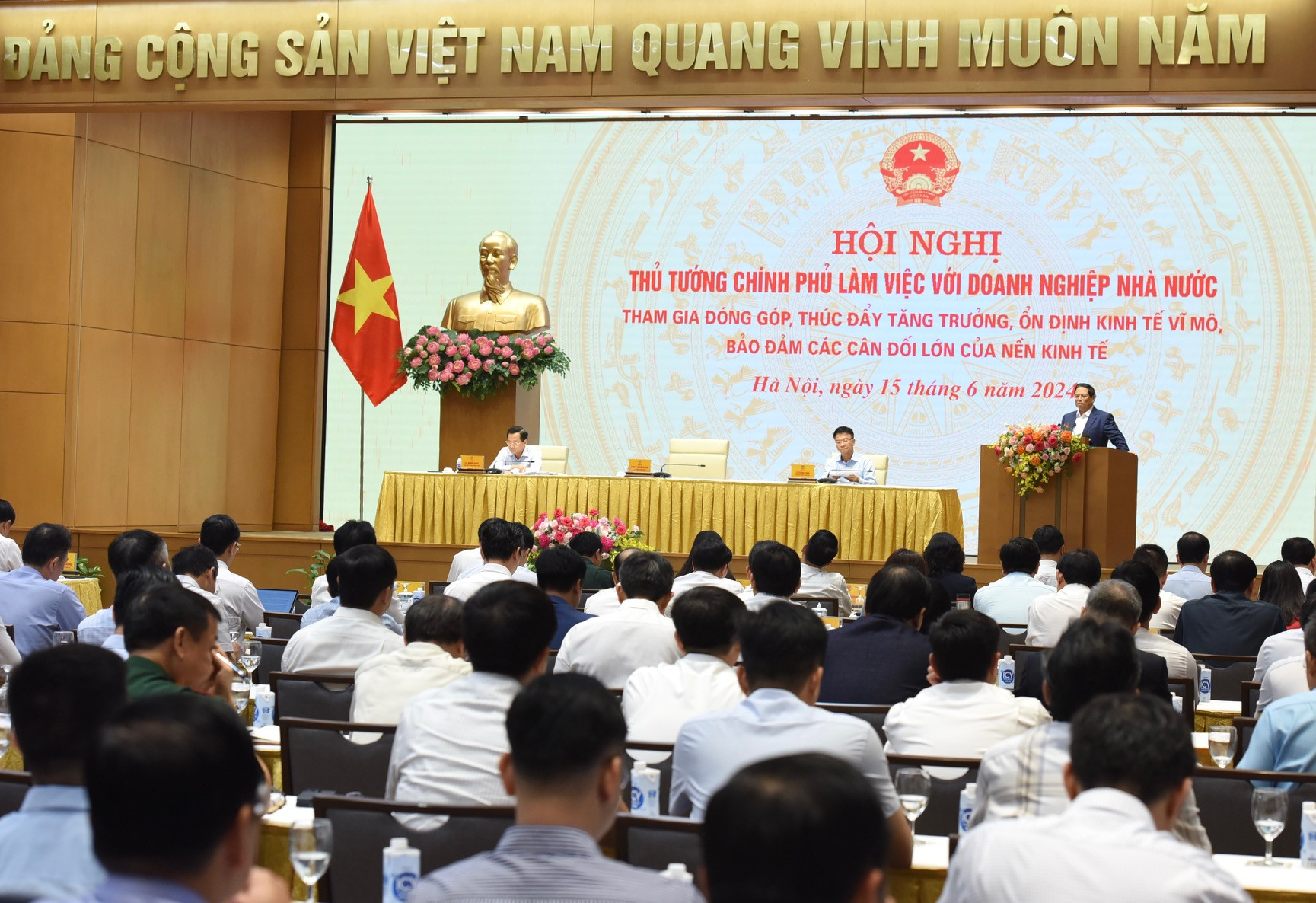 Quang cảnh hội nghị.