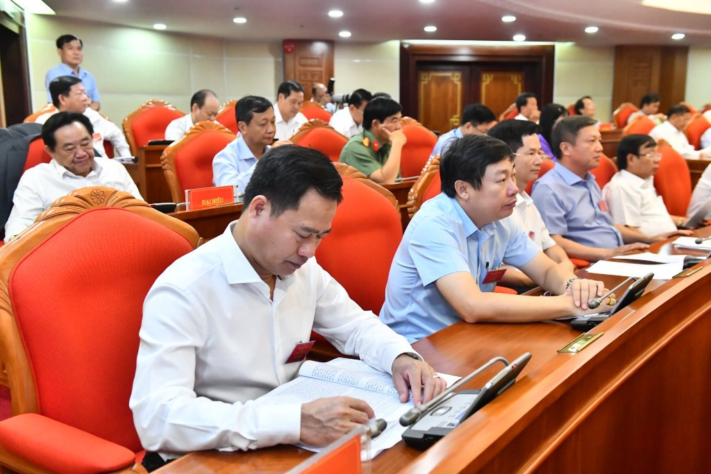 Các đại biểu dự hội nghị.