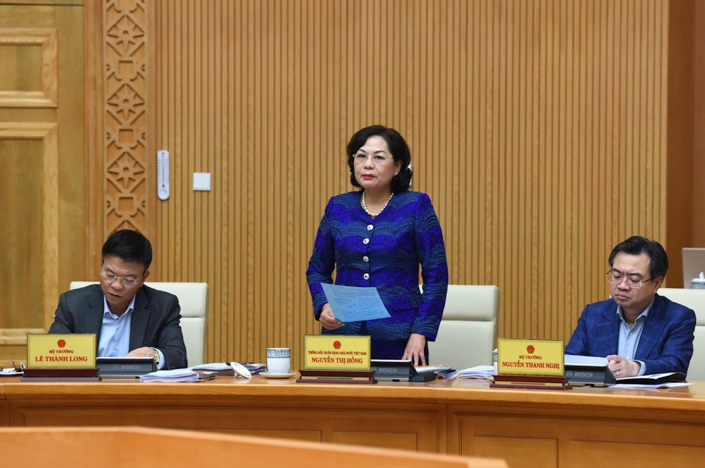 Thống đốc Ngân hàng Nhà nước Việt Nam Nguyễn Thị Hồng phát biểu tại phiên họp. Thống đốc Ngân hàng Nhà nước Việt Nam Nguyễn Thị Hồng phát biểu tại phiên họp.