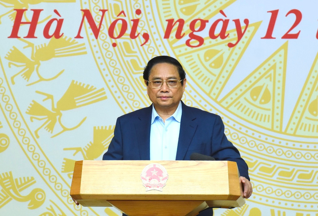 Thủ tướng Phạm Minh Chính, Chủ tịch Hội đồng Thi đua-Khen thưởng Trung ương phát biểu tại phiên họp.