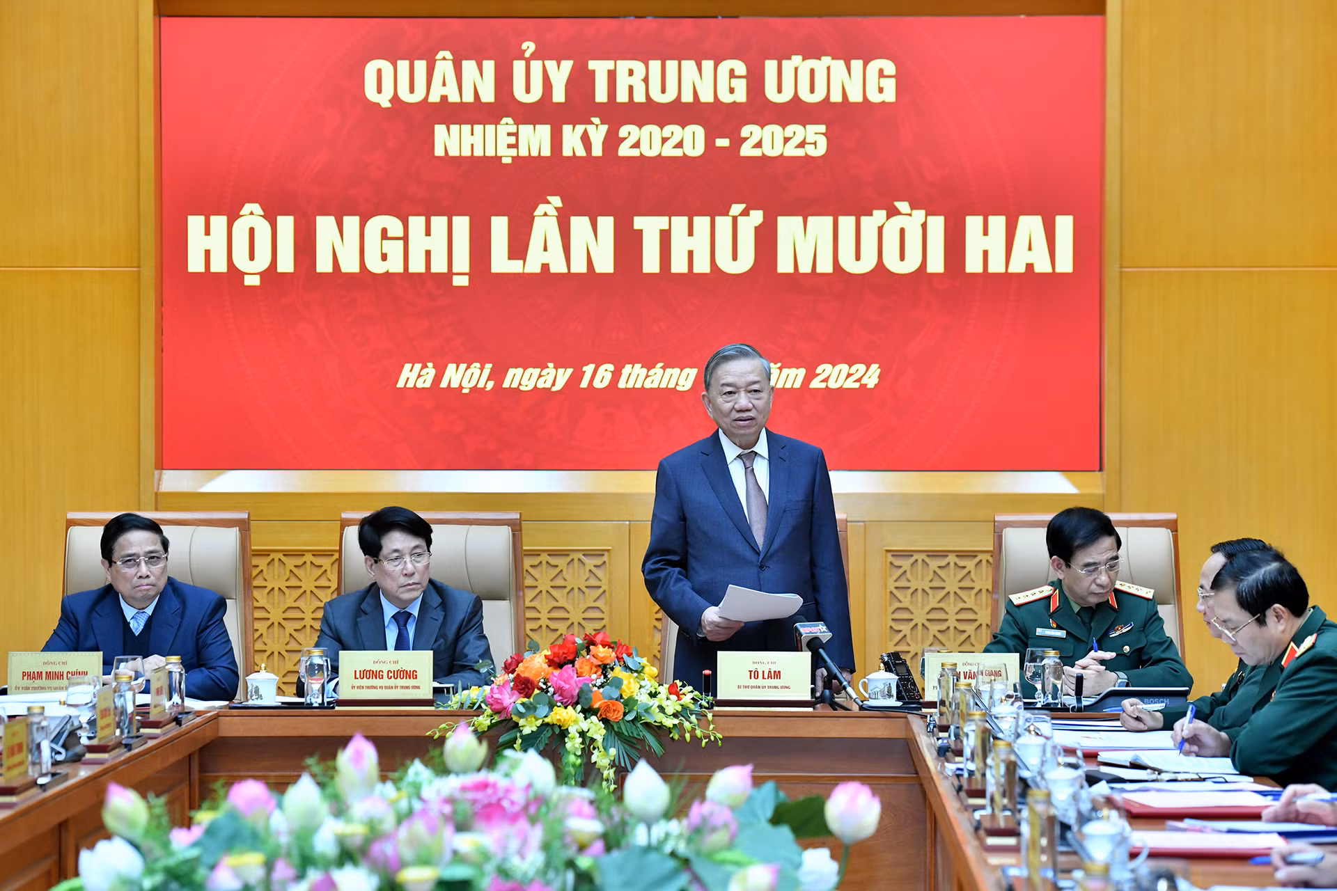 Tổng Bí thư Tô Lâm, Bí thư Quân ủy Trung ương phát biểu kết luận hội nghị.