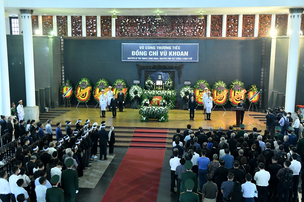 Lễ truy điệu nguyên Bí thư Trung ương Đảng, nguyên Phó Thủ tướng Chính phủ Vũ Khoan được tổ chức trọng thể tại Nhà tang lễ quốc gia, số 5 Trần Thánh Tông, Hà Nội.