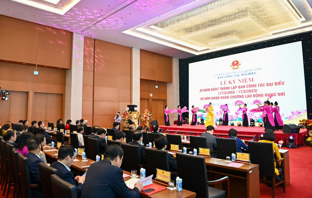 Quang cảnh lễ kỷ niệm 20 năm Ngày thành lập Ban Công tác đại biểu. Quang cảnh lễ kỷ niệm 20 năm Ngày thành lập Ban Công tác đại biểu.