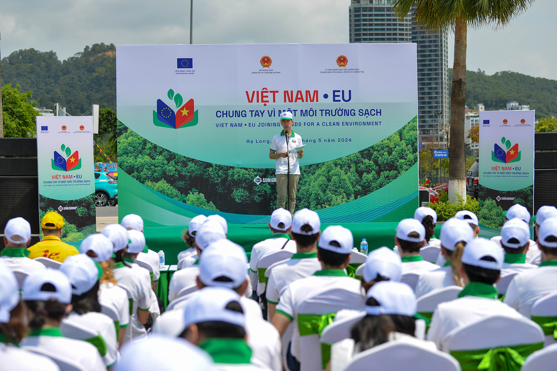 Đại sứ EU tại Việt Nam Julien Guerrier phát biểu tại sự kiện.