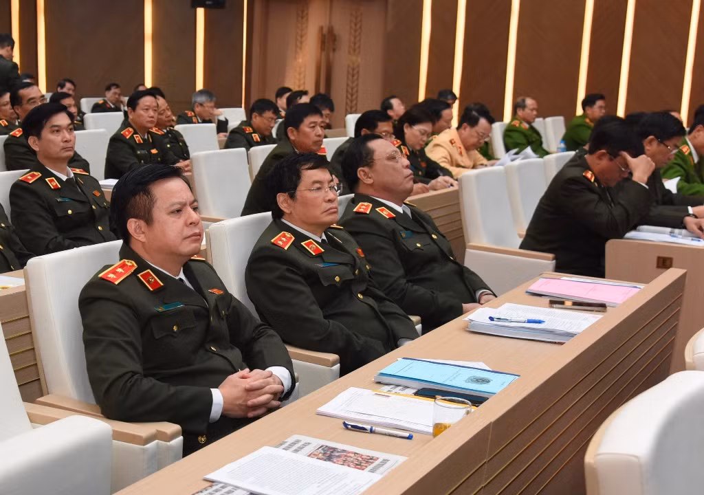 Các đại biểu dự hội nghị.