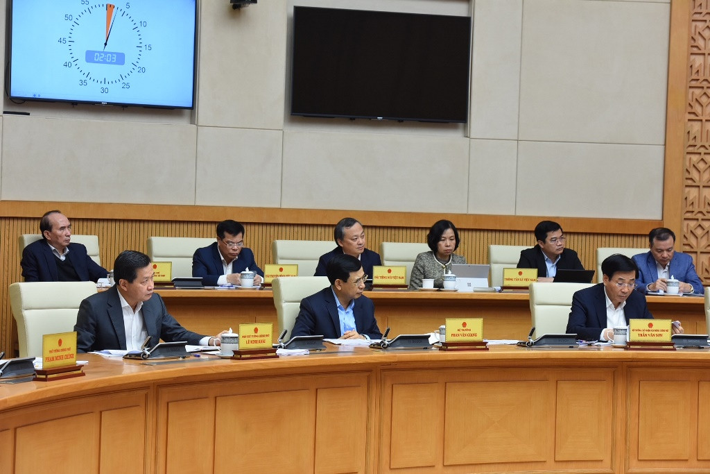 Đại diện lãnh đạo các bộ, ban, ngành tham dự phiên họp. Đại diện lãnh đạo các bộ, ban, ngành tham dự phiên họp.