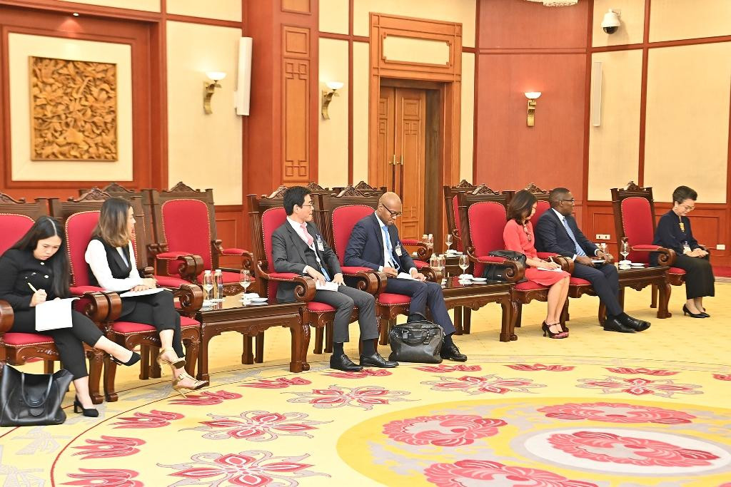 Đoàn đại biểu tháp tùng Tổng Thư ký Liên hợp quốc Antonio Guterres sang thăm chính thức Việt Nam.