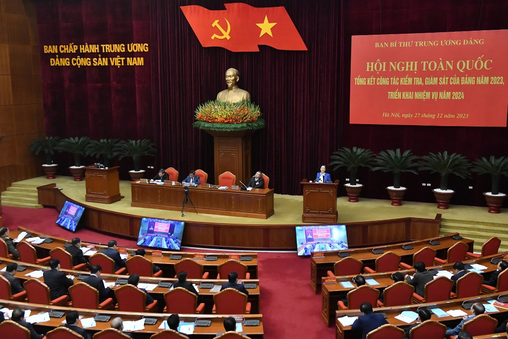 Đồng chí Trương Thị Mai, Ủy viên Bộ Chính trị, Thường trực Ban Bí thư, Trưởng Ban Tổ chức Trung ương phát biểu chỉ đạo hội nghị.