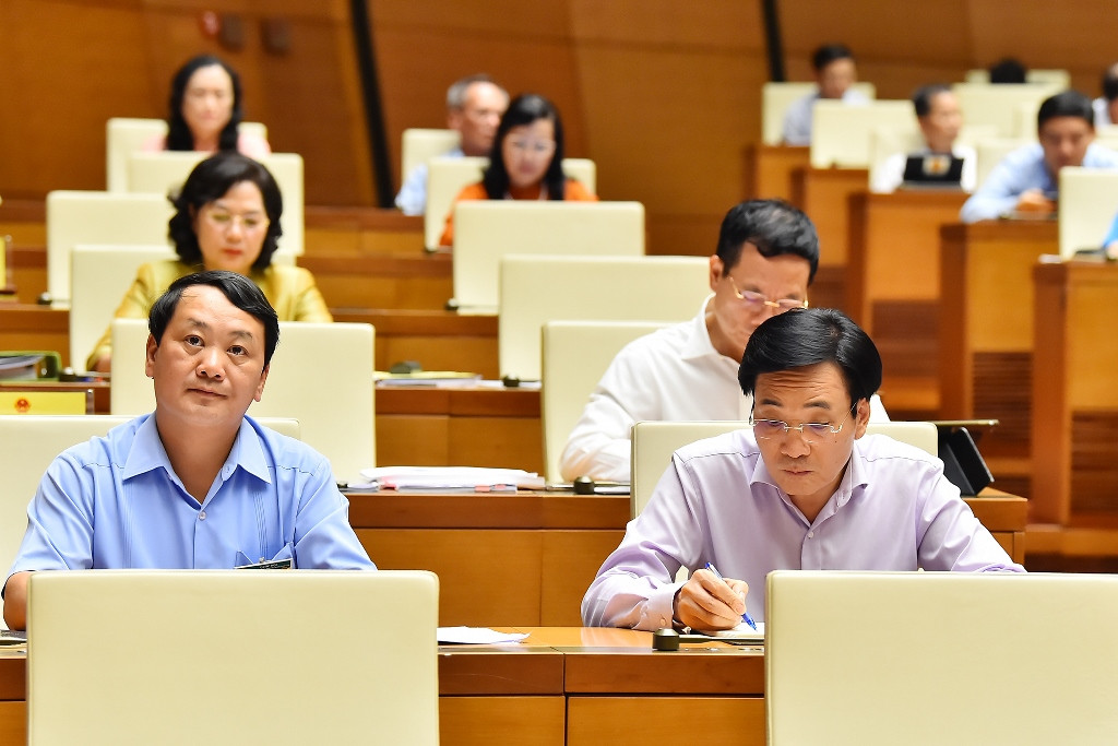 [Ảnh] Nhiều ý kiến đóng góp thiết thực, trách nhiệm về kế hoạch phát triển kinh tế-xã hội và ngân sách nhà nước ảnh 4