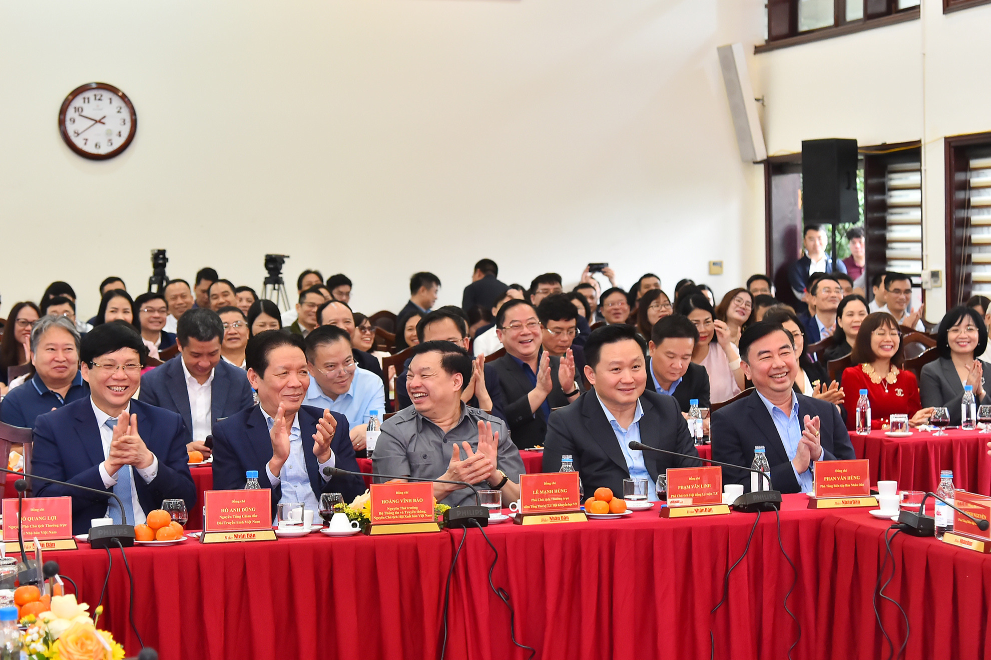 Các đại biểu tham dự Hội nghị Giao ban báo chí đầu Xuân Giáp Thìn 2024. Các đại biểu tham dự Hội nghị Giao ban báo chí đầu Xuân Giáp Thìn 2024.