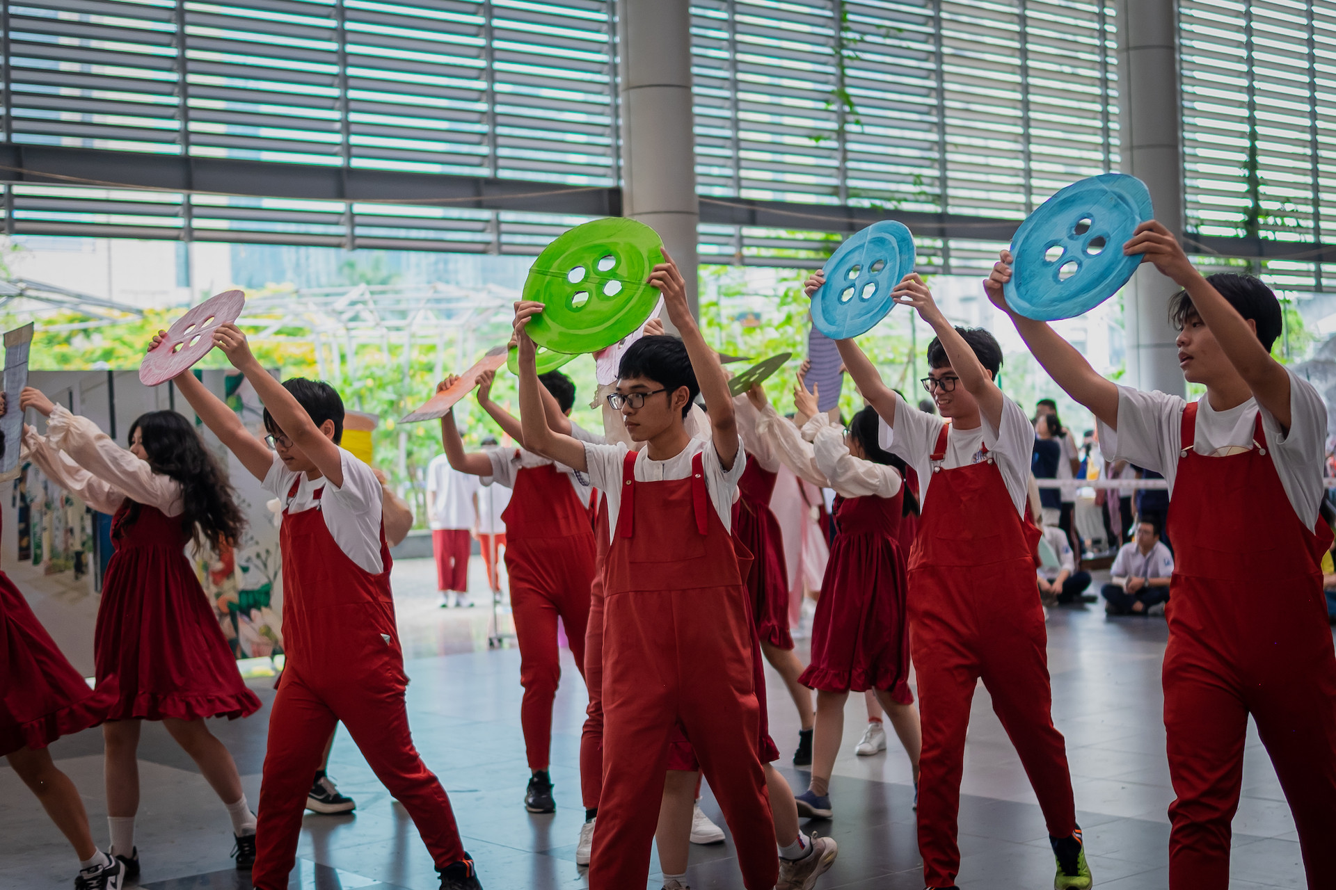 Ngày hội nhảy múa thu hút sự tham gia của các học sinh từ 13 khối chuyên trong Trường