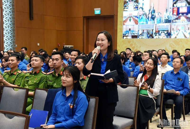 Nguyễn Lê Trang, nghiên cứu viên tại Viện Khoa học công nghệ Việt Nam nêu vấn đề về quy hoạch và sử dụng cán bộ trẻ.