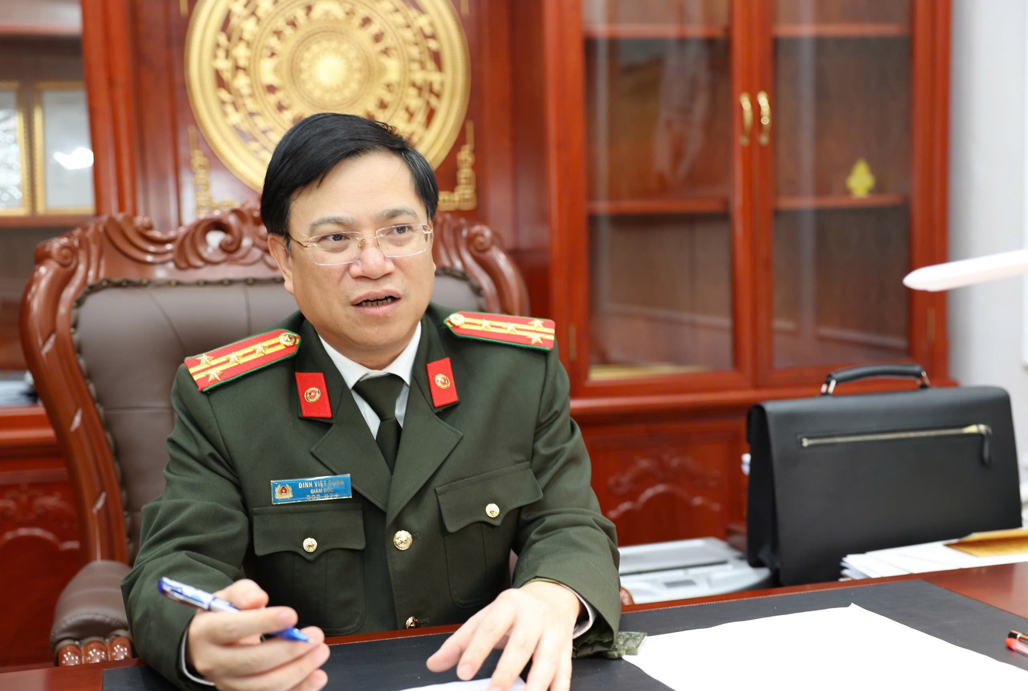 Đại tá Đinh Việt Dũng, Ủy viên Ban Thường vụ Tỉnh ủy, Bí thư Đảng ủy, Giám đốc Công an tỉnh Ninh Bình.