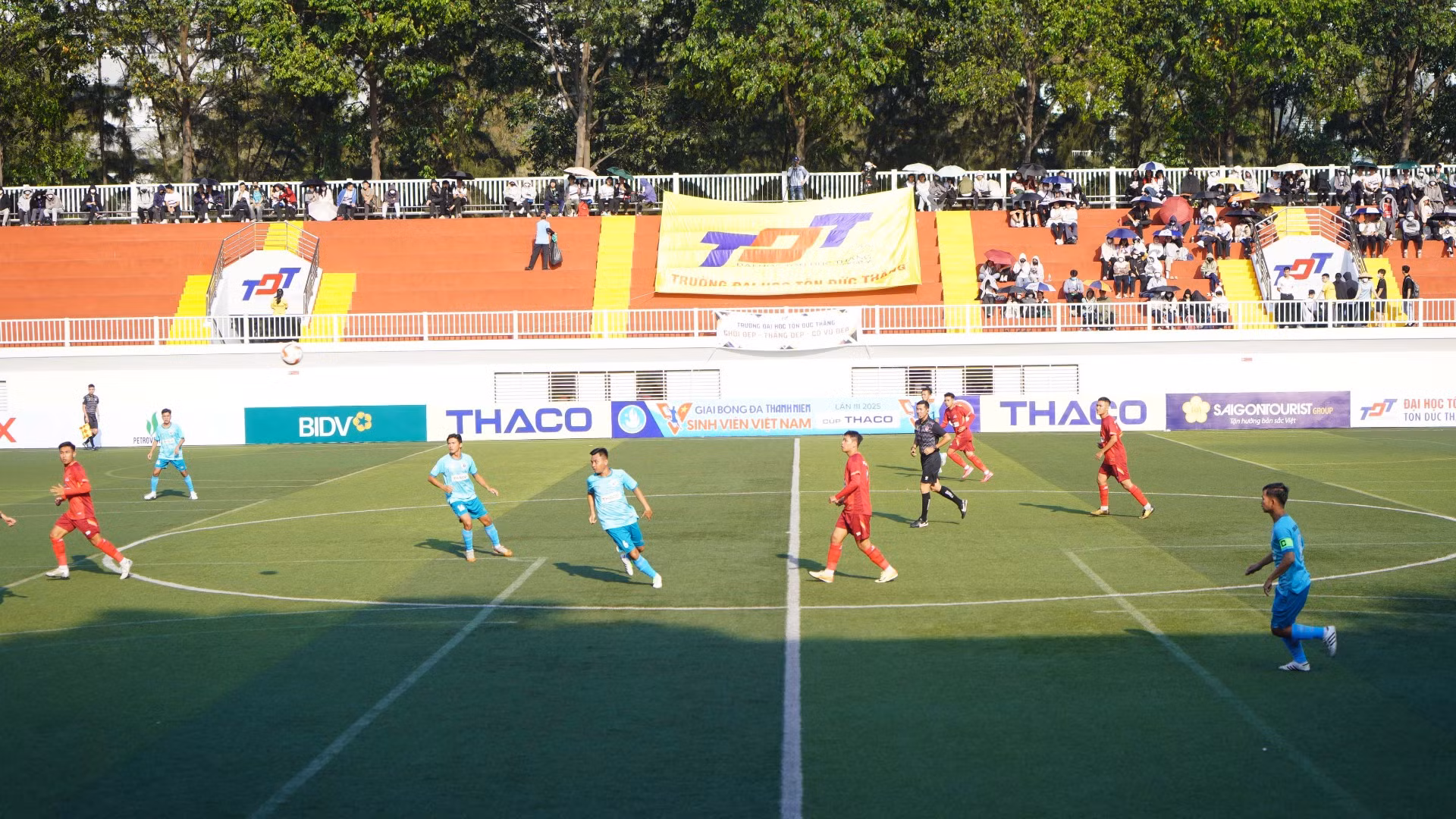 Vòng chung kết giải bóng đá Thanh niên sinh viên Việt Nam lần 3 2025 - cúp THACO chính thức khởi tranh.