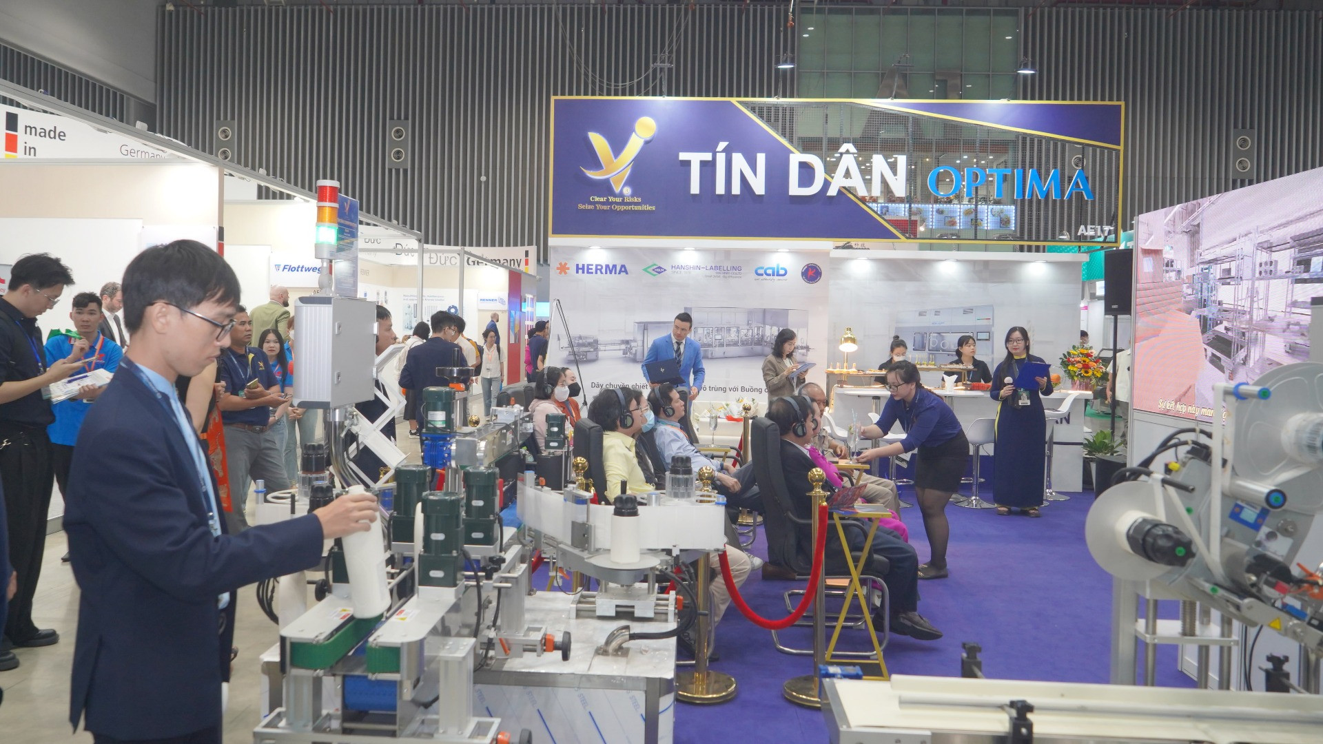 Trong khuôn khổ triển lãm còn có sự kiện Plastics & Rubber Vietnam 2025 (Nhựa và Cao su Việt Nam 2025) với những giải pháp công nghệ tiên tiến, tạo nên chuỗi cung ứng toàn diện cho hai ngành công nghiệp quan trọng này. Triển lãm diễn ra đến hết ngày 20/3/2025.