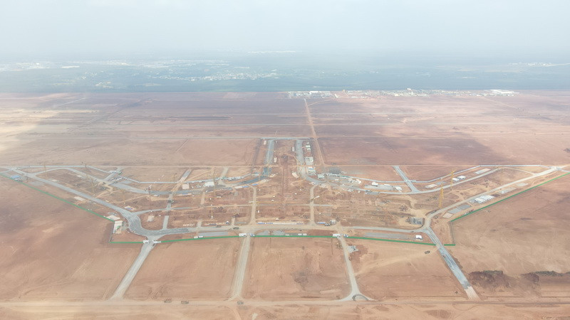 Gói thầu 5.10 thi công xây dựng và lắp đặt thiết bị nhà ga hành khách sân bay Long Thành được khởi công vào ngày 31/8. Đây là hạng mục quan trọng nhất và được xem là “trái tim” của dự án xây dựng sân bay Long Thành.