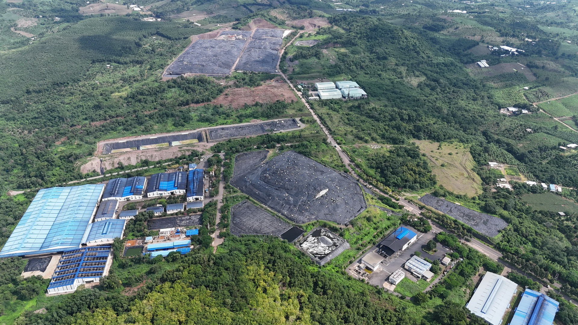 Toàn cảnh khu xử lý chất thải Quang Trung, nơi đang tiếp nhận, xử lý rác sinh hoạt lớn nhất tỉnh Đồng Nai.