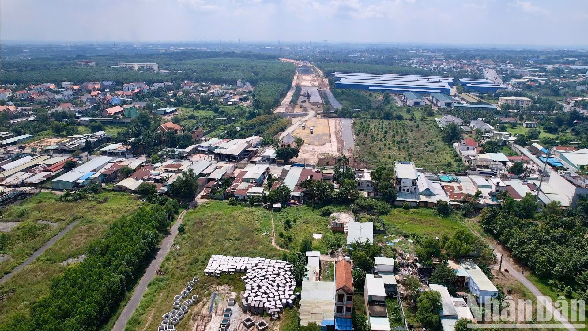 Đối với công tác giải phóng mặt bằng dự án thành phần 1, đến nay tỉnh Đồng Nai đã bàn giao hơn 87ha, đạt 64%; còn dự án thành phần 2, bàn giao được hơn 157ha đạt 87%.