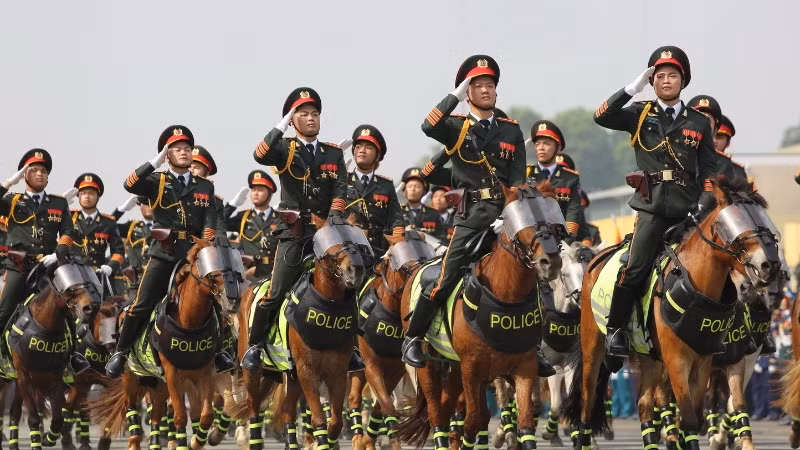 Khối cảnh sát cơ động kỵ binh.