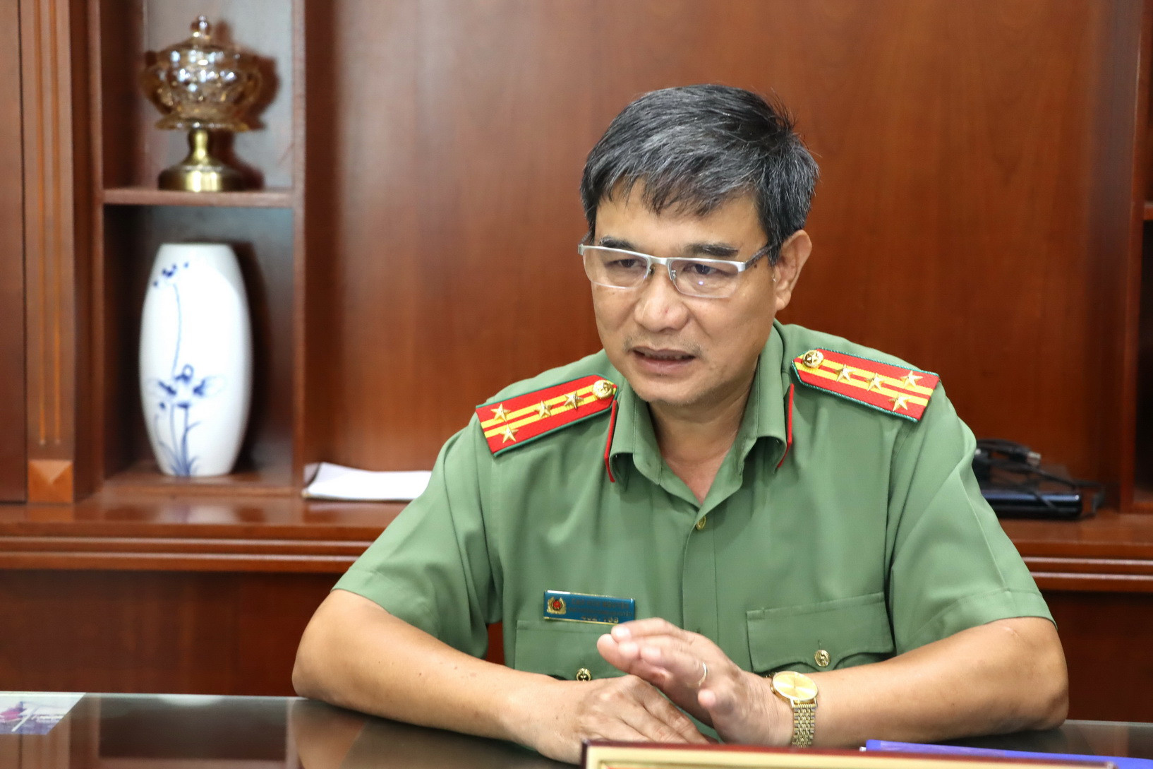 Đại tá Cao Hữu Nguyên, Phó Trưởng Công an huyện Long Thành cho biết, đơn vị sẽ tiếp tục phối hợp đồng bộ với các lực lượng chức năng tập trung quản lý con người, đấu tranh với các loại tội phạm và tệ nạn xã hội phát sinh, không để xảy ra phức tạp trên đại công trường.