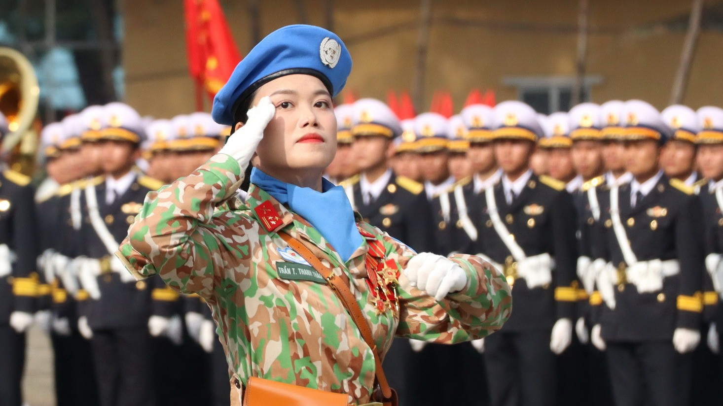 Nữ Khối trưởng Khối sĩ quan Gìn giữ hòa bình.