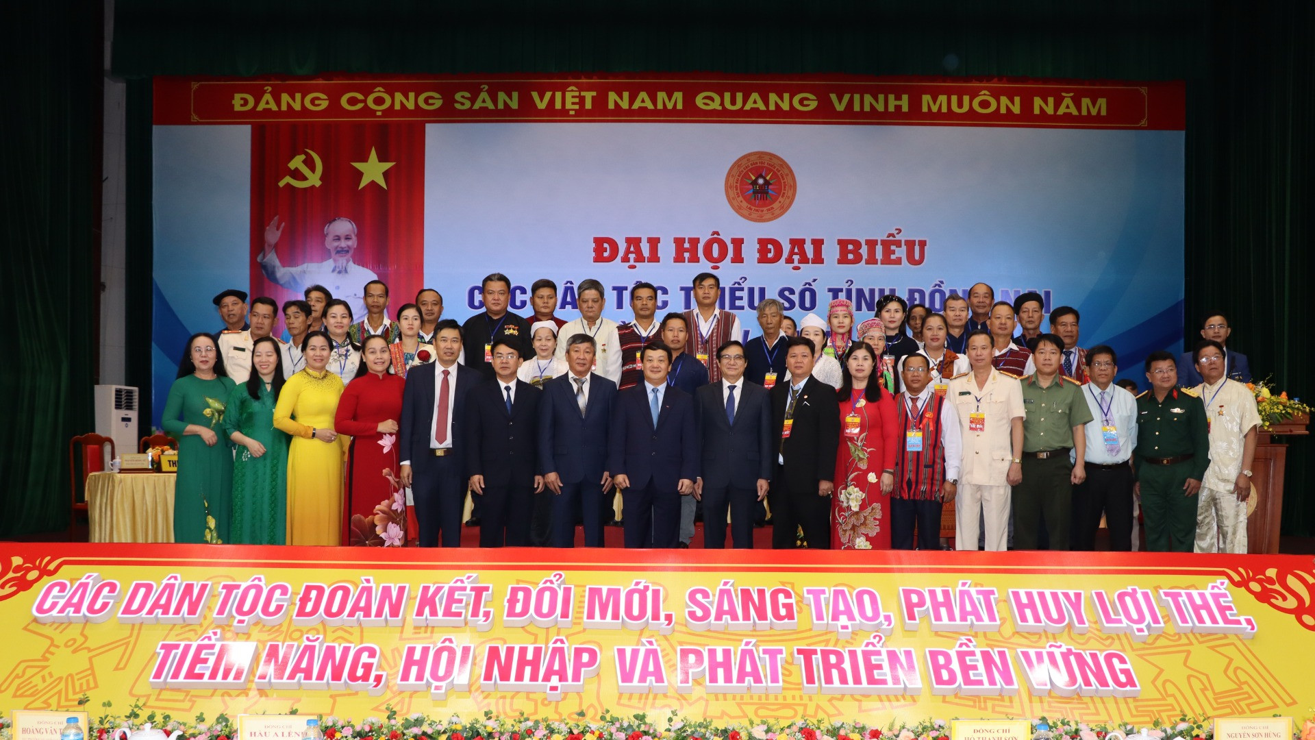 Đại biểu chính thức dự đại hội là những gương mặt ưu tú được tín nhiệm bầu chọn từ hơn 50 dân tộc thiểu số đang sinh sống đoàn kết trên địa bàn tỉnh.