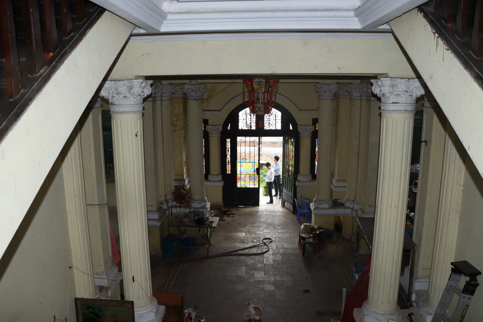 Qua thời gian một thế kỷ nhưng kiến trúc bên trong ngôi nhà vẫn được giữ.