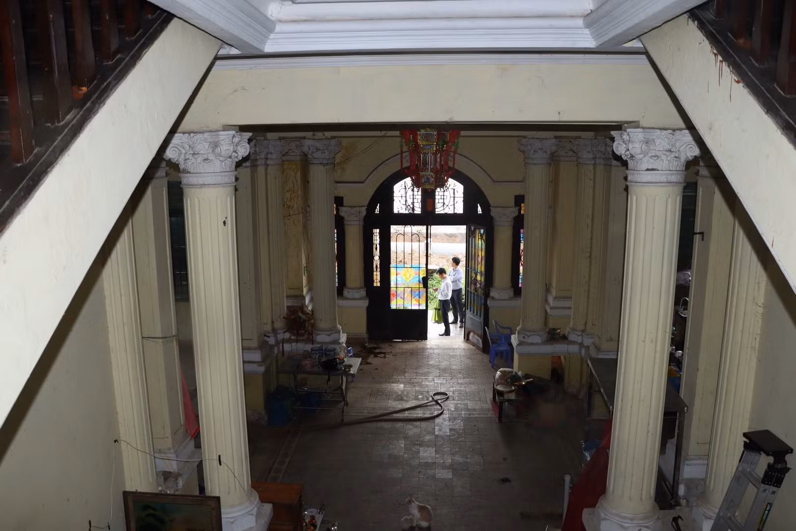 Qua thời gian một thế kỷ nhưng kiến trúc bên trong ngôi nhà vẫn được giữ.