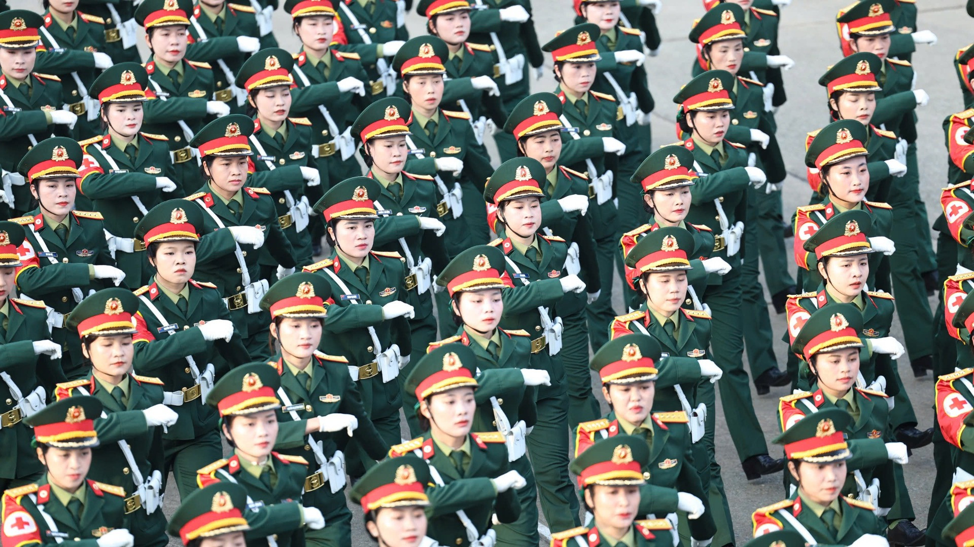 Khối nữ sĩ quan quân y.