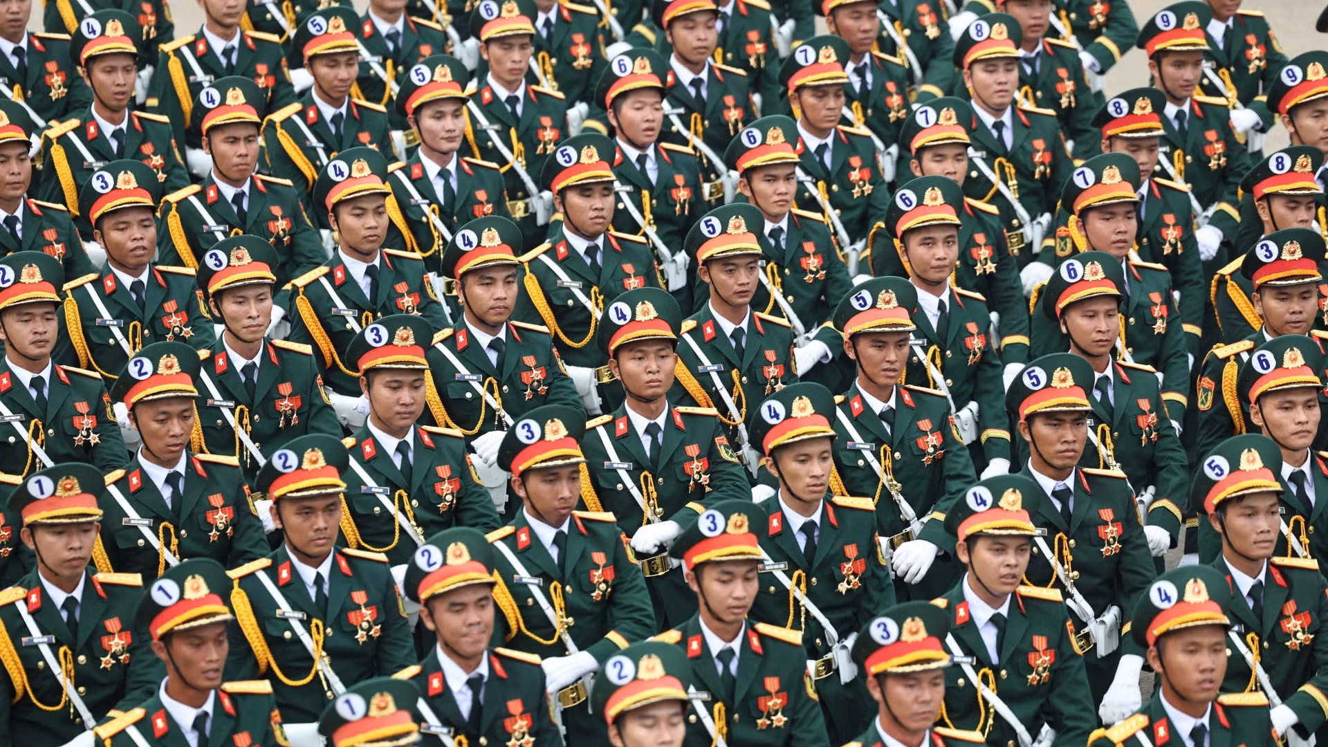 Khối nam sĩ quan lục quân.