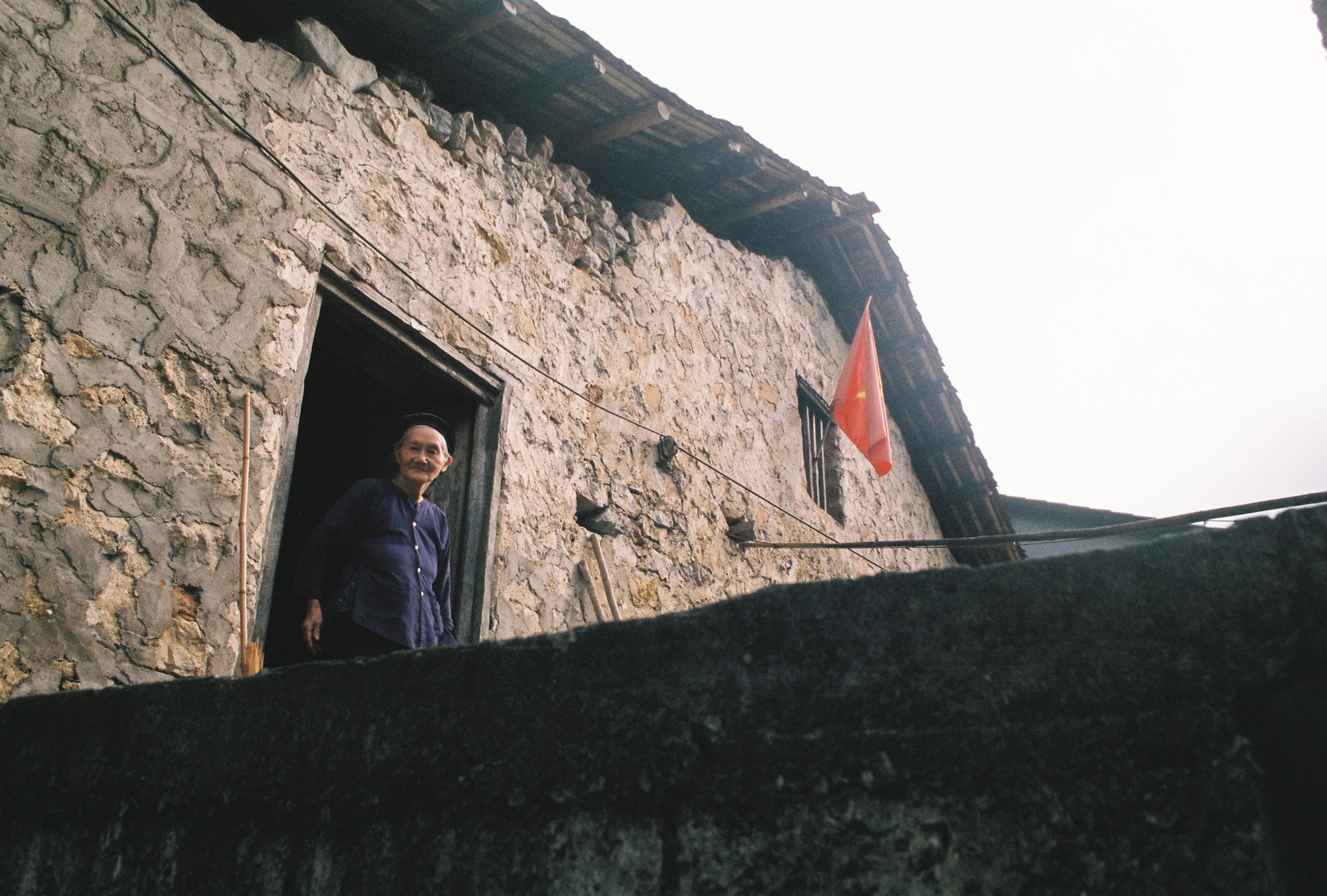 [Ảnh] Độc đáo làng đá cổ Khuổi Ky, điểm đến hấp dẫn du khách ở Cao Bằng ảnh 12