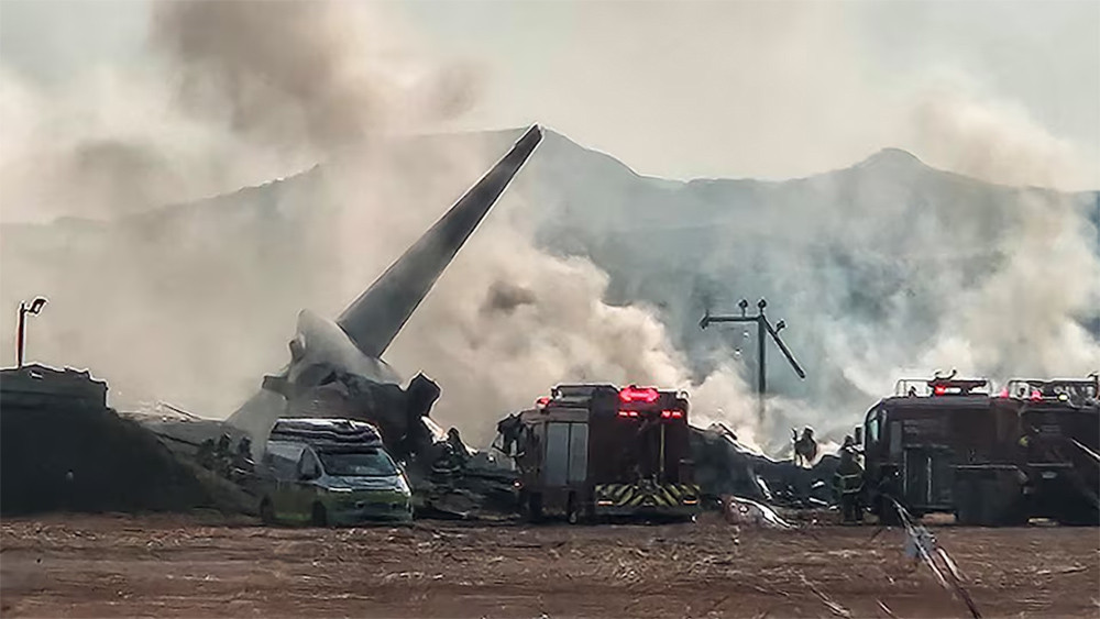 Quyền Tổng thống Hàn Quốc Choi Sung-mok đã ra lệnh nỗ lực hết sức để cứu các nạn nhân của vụ tai nạn máy bay này.