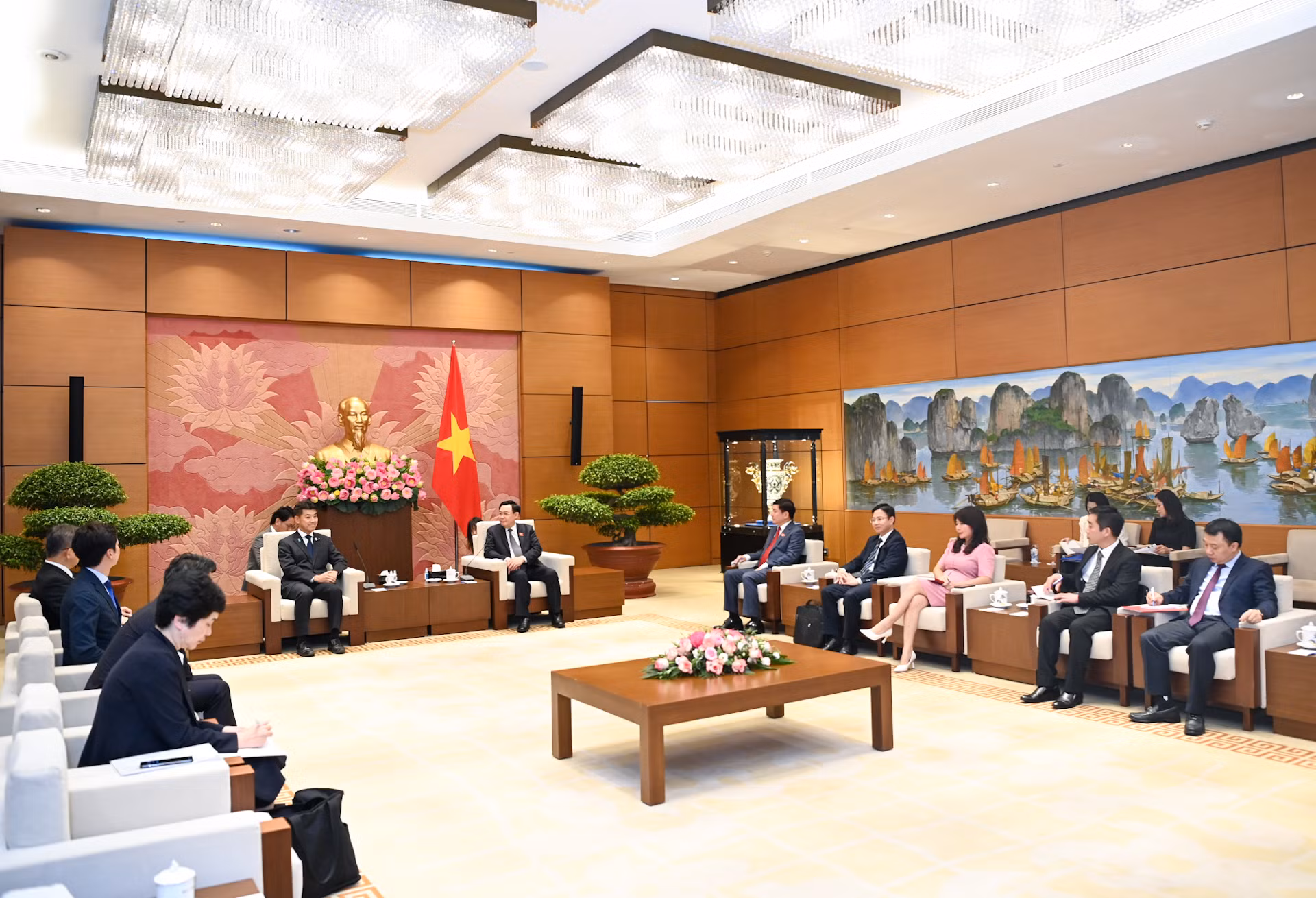 Quang cảnh buổi tiếp tại Nhà Quốc hội.