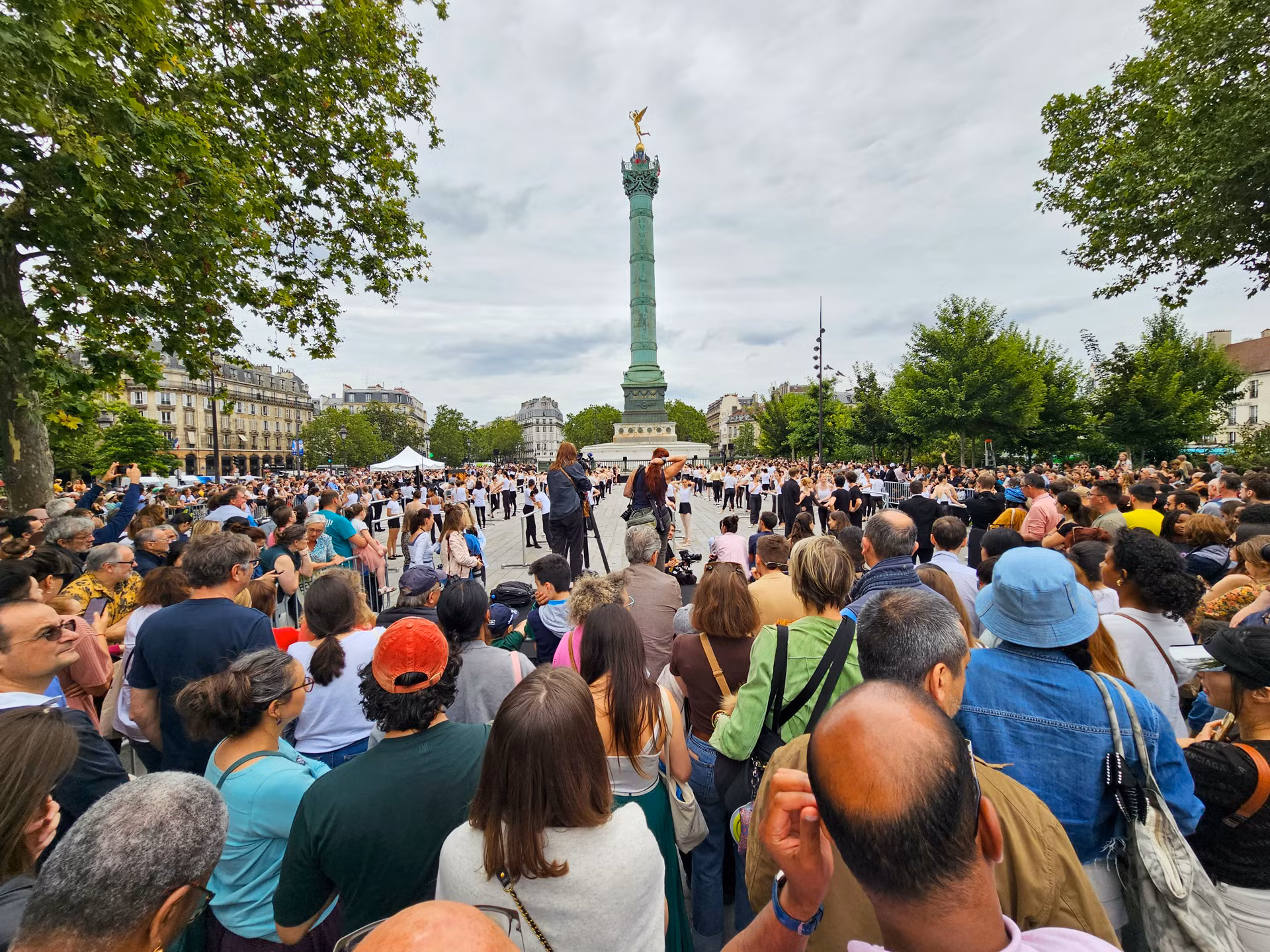Ba kỳ Thế vận hội mùa đông vào các năm 1924, 1968 và 1992 cũng được nước chủ nhà Pháp tổ chức thành công, để lại nhiều ấn tượng cho công chúng hâm mộ thể thao quốc tế. (Ảnh: KHẢI HOÀN)