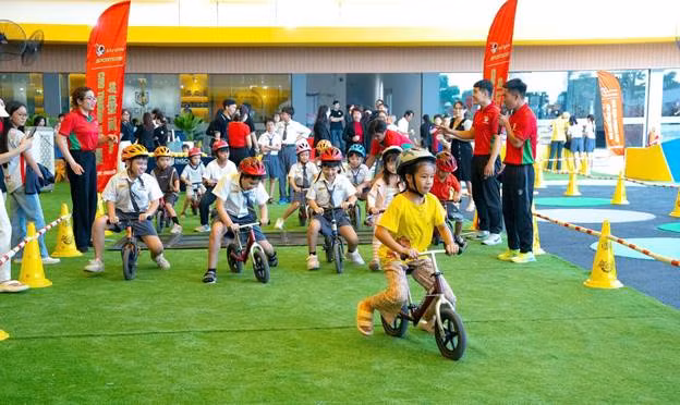 Chương trình đào tạo của Mầm non Inschool giúp trẻ phát triển toàn diện cả trí tuệ, thể chất và kỹ năng sống.