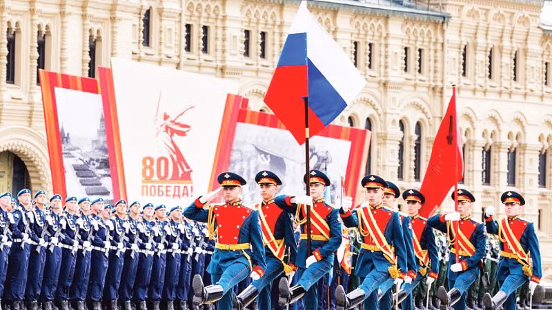 Binh sĩ Nga trong lễ duyệt binh tại Quảng trường Đỏ. (Ảnh: THE MOSCOW TIMES)