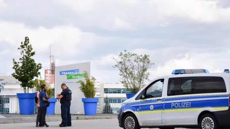 Cảnh sát Đức được triển khai tại Frankfurt. (Ảnh: THX/TTXVN)