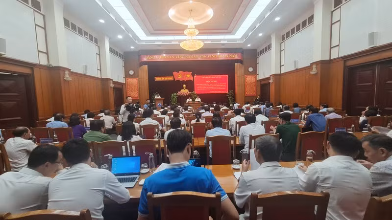 Hội nghị tổng kết 10 năm thực hiện Nghị quyết số 25-NQ/TW về tăng cường và đổi mới sự lãnh đạo của Đảng đối với công tác dân vận trong tình hình mới.