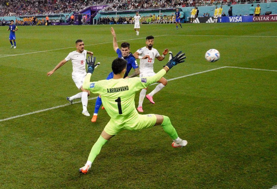Pulisic đưa Mỹ vượt qua Iran bằng bàn thắng duy nhất. (Ảnh: Reuters)