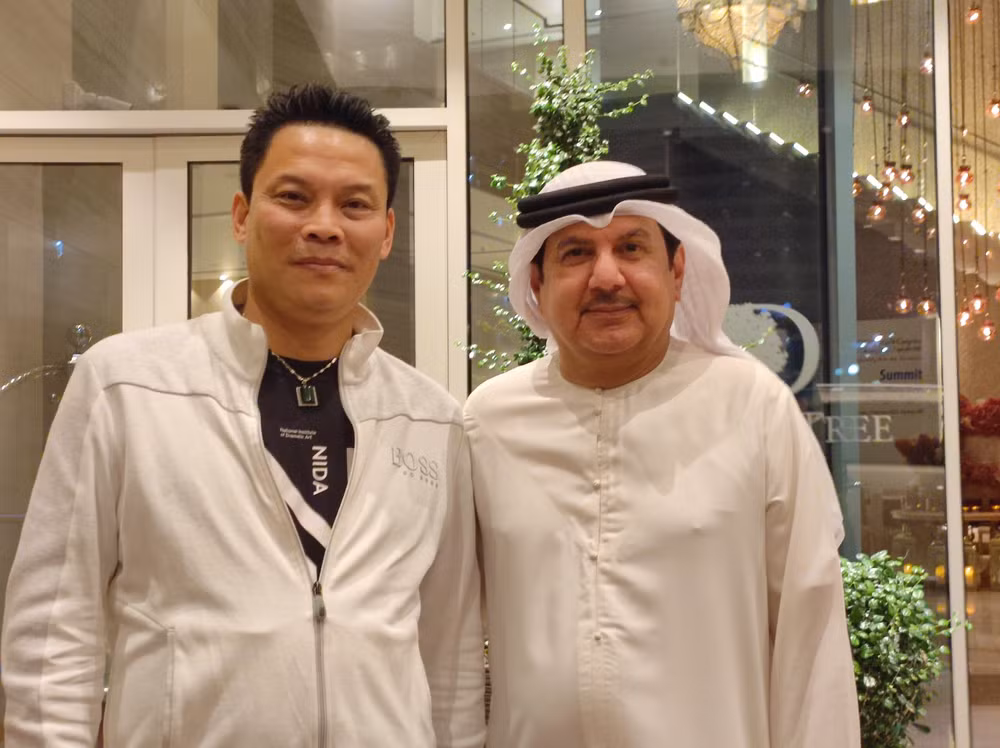 Đạo diễn Lê Quý Dương và Chủ tịch ITI Chủ tịch Hiệp hội Sân khấu thế giới Mohammed Alkham.