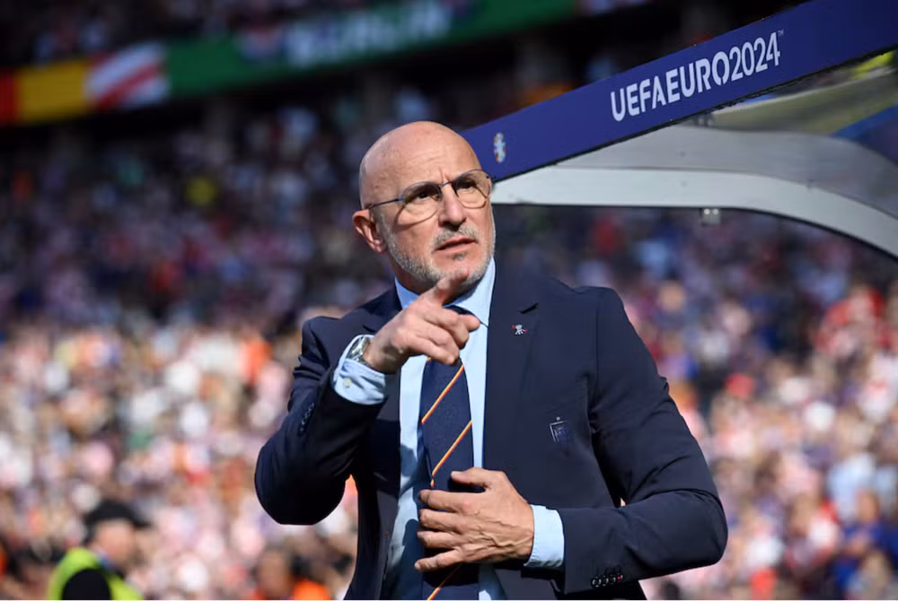 HLV De la Fuente của Tây Ban Nha đã chuẩn bị sẵn sàng trước trận gặp Italia.