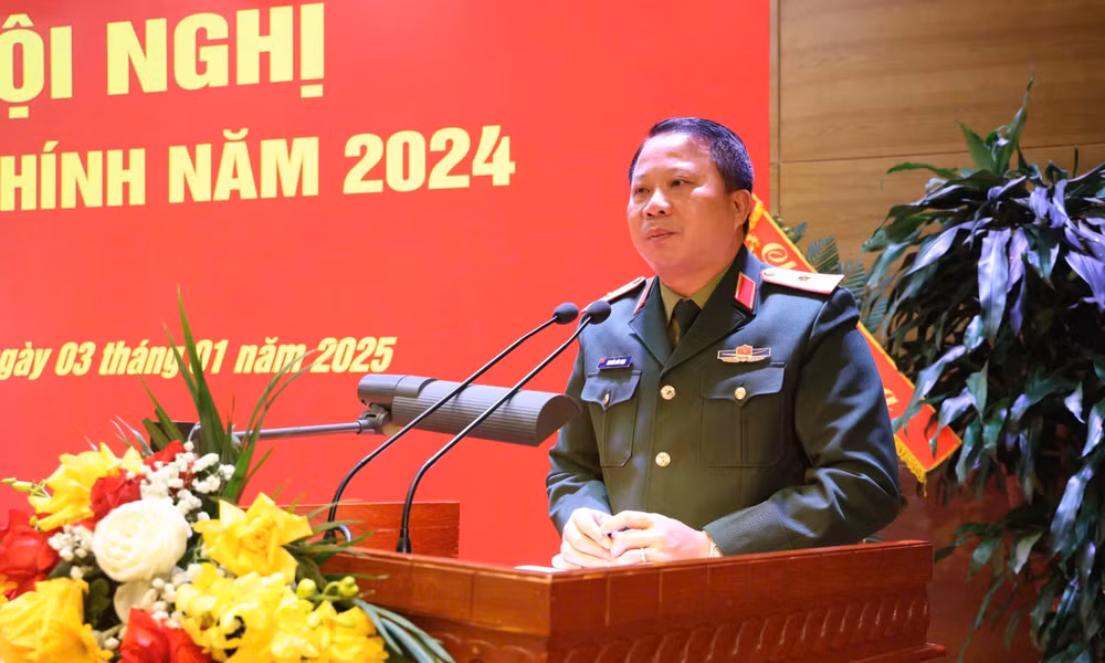 Thiếu tướng Nguyễn Hữu Ngọc, Tư lệnh Binh đoàn 12 phát biểu khẳng định quyết tâm của Binh đoàn 12 trong năm 2025.